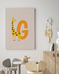 After Hover: G wie Giraffe, Buchstaben Illustration für Kinder in Beige, Süße Dekoration für Zuhause
