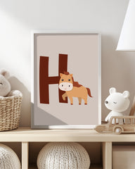 After Hover: H wie Horse in Beige, Englisches ABC Lernen, Pferde Zeichnung für Kinder, Dekoration für Zuhause
