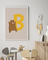 After Hover: B wie Bär, Buchstaben Lernen, ABC, Süße Illustration, Dekoration für Zuhause