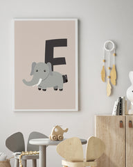 After Hover: E wie Elefant, ABC Lernen, Buchstaben Geschenk für Name mit E, Süße Dekoration für Kinder