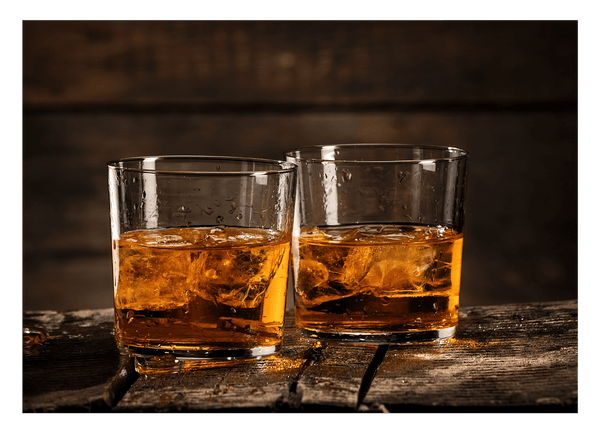 Whisky Drink auf Eis - Zwei Gläser