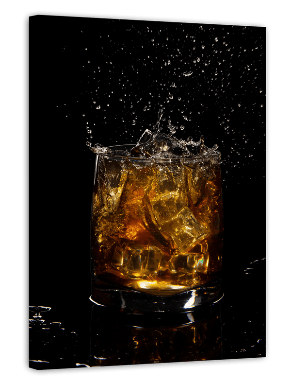 Whisky Fotografie mit Wassertropfen