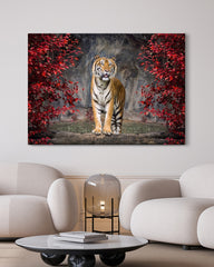 After Hover: Tiger in Herbstlandschaft