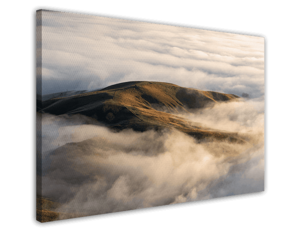 Berge im Nebel - Gebirge über den Wolken