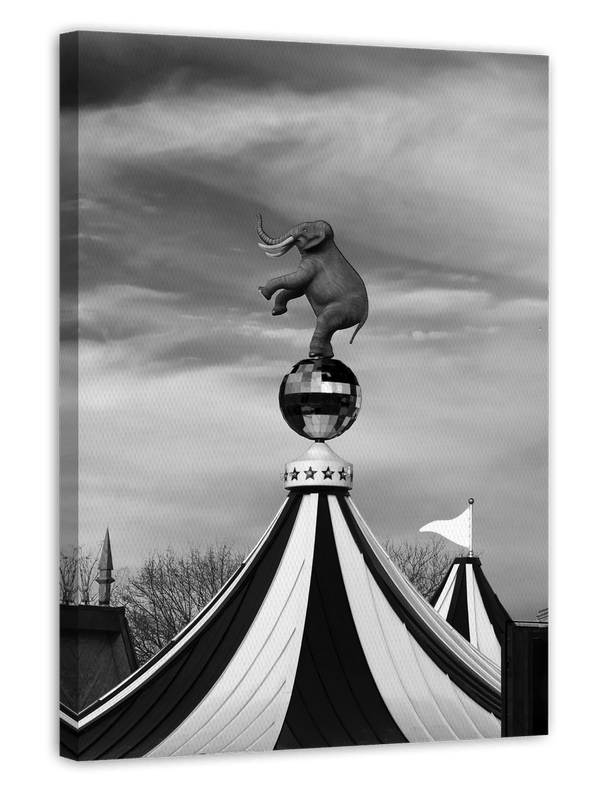 Vintage Zirkus - Schwarz-Weiß