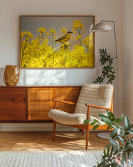 After Hover: Vogel im Blumenmeer
