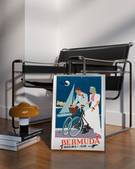 After Hover: Pierre Fix-Masseau - Bermuda Art Deco Werbeplakat - Paar mit Fahrrad