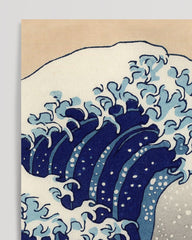 After Hover: Katsushika Hokusai - Museum-Poster II Die Welle - Unter der Welle vor Kanagawa (Kanagawa Oki Nami Ura) oder: "Die Große Welle"