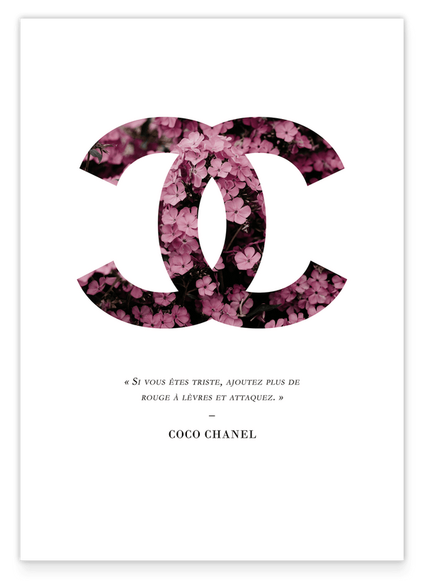 Zitat von Coco Chanel mit rosa Blumen
