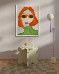 After Hover: Strike a Pose - Mode Illustration mit Sonnenbrille