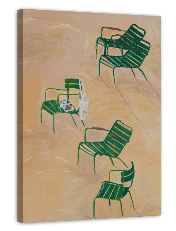 Croissant au Soleil: Café Chairs in Paris