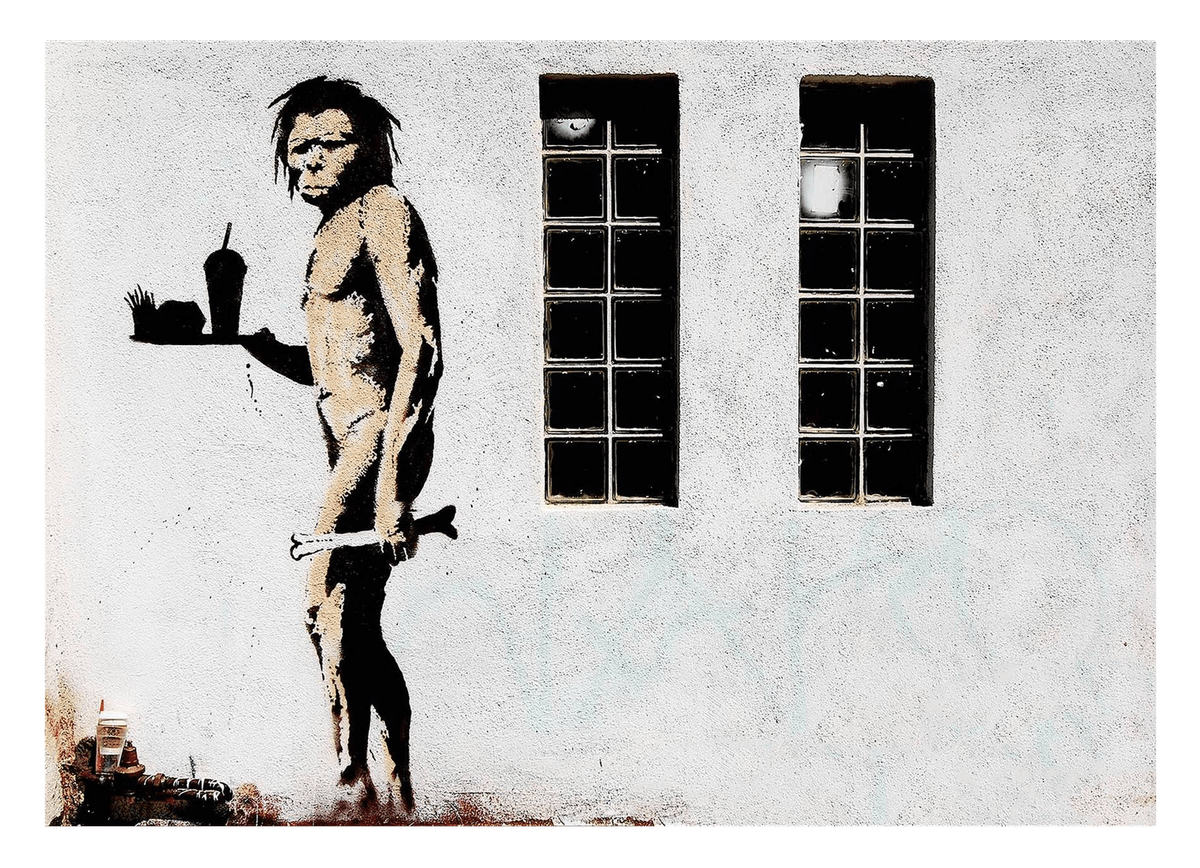 Banksy - Neandertaler mit Knochen und Fastfood Restaurant Menü Street Art Graffiti