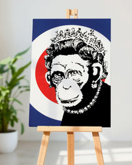 After Hover: Queen UK England, Street-Art Banksy Großbritannien - Moderner Kunstdruck - Wohnzimmer, Inneneinrichtung Deko